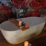 Au Secret Des Bregines 4* Μπεζιέ
