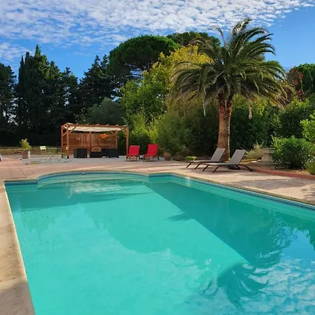 Bed & Breakfast Au Secret Des Bregines 2*
