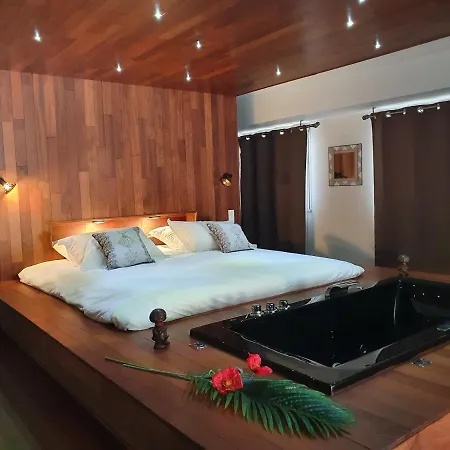 Bed & Breakfast Au Secret Des Bregines