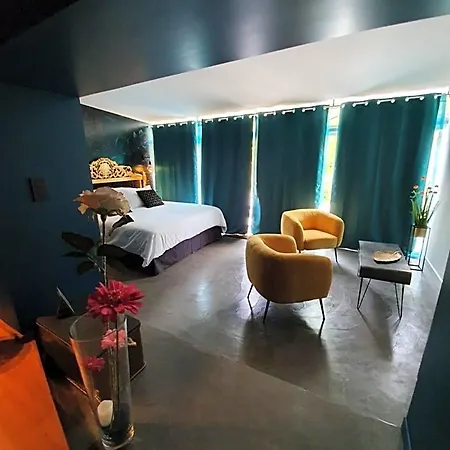 Bed & Breakfast Au Secret Des Bregines