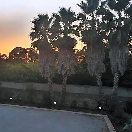 Au Secret Des Bregines Bed & Breakfast Beziers