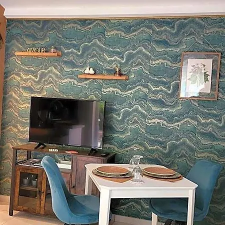 Au Secret Des Bregines Bed & Breakfast